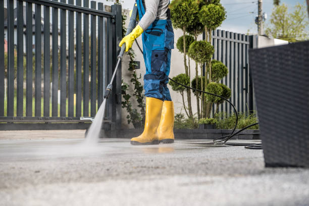 Why Choose Our Certified Pressure Washing Experts for Your Project Needs in Venice, IL?