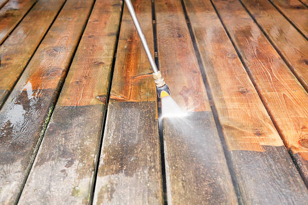 Best Deck Pressure Washing  in Venice, IL